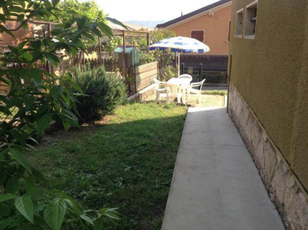 Villa Casa di Nancy Salò Esterno foto